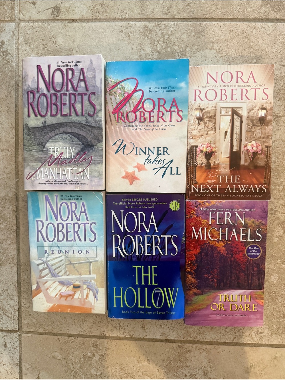Nora Robert & Fern Michaels 6 Paper Back Books